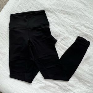 Black LuluLemon leggings SZ 4